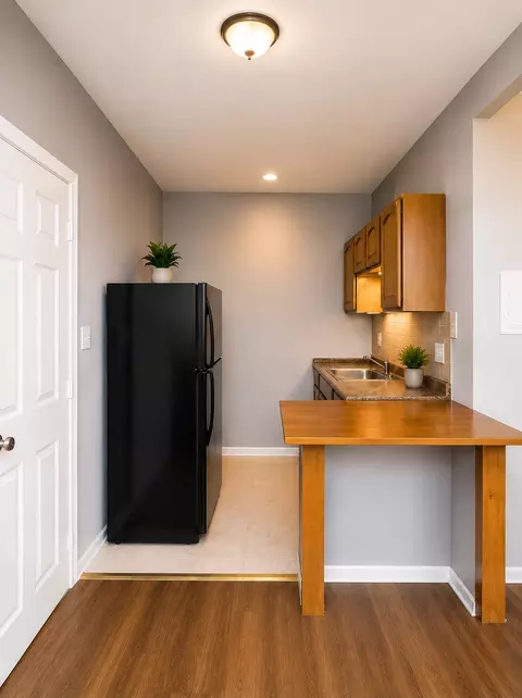 329 Park Ave #9D, Newark, NJ 07107