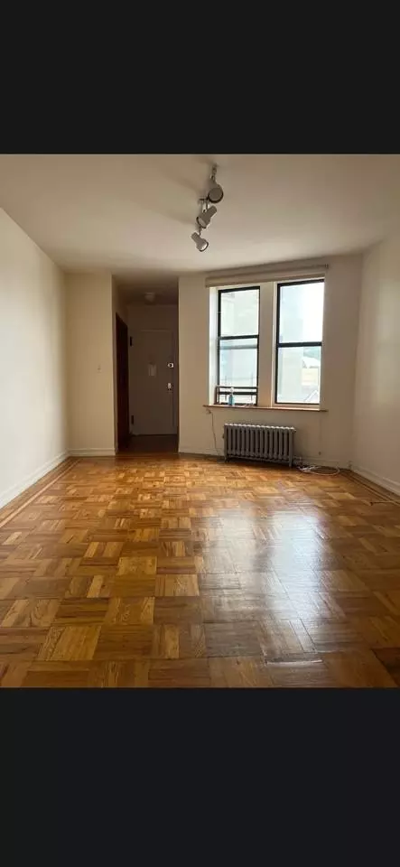 10 Adrian Ave #3B, New York, NY 10463