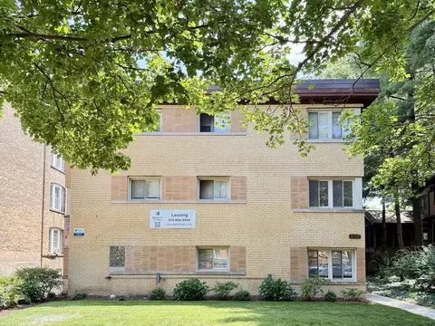 810 Seward St #303, Evanston, IL 60202