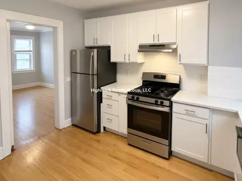 805 Judson Ave #2E, Evanston, IL 60202