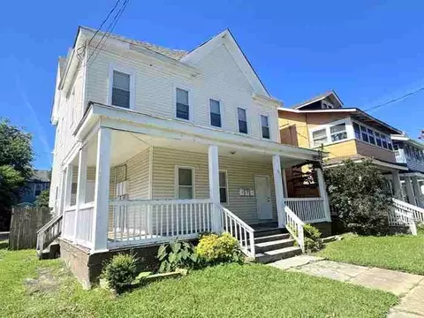 211 W 27th St #1, Norfolk, VA 23517