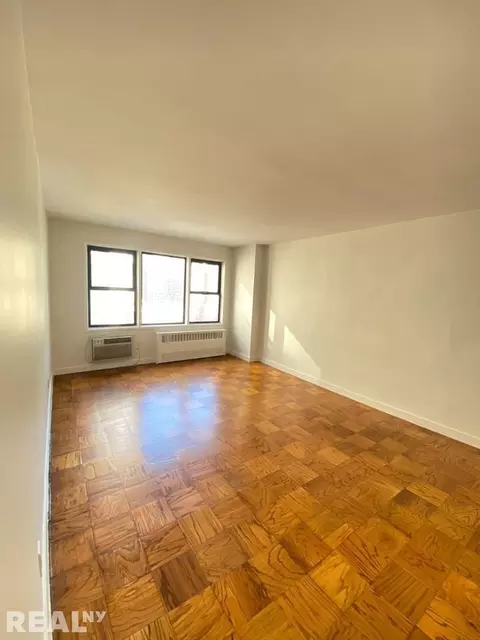Undisclosed, New York, NY 10016