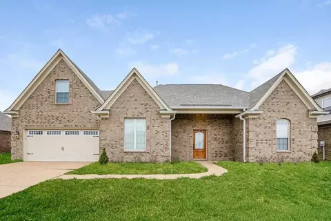 2888 S Cherry Dr, Southaven, MS 38672