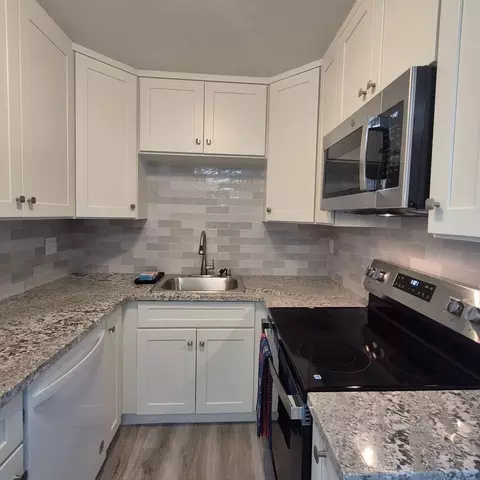 1725 O St #1, Sacramento, CA 95811