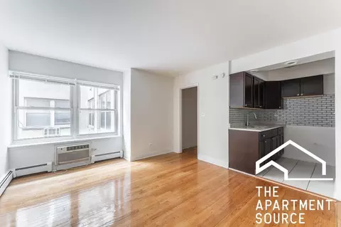 6830 N Sheridan Rd #371, Chicago, IL 60626