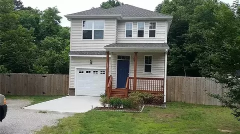 102 Grove Heights Ave, Williamsburg, VA 23185