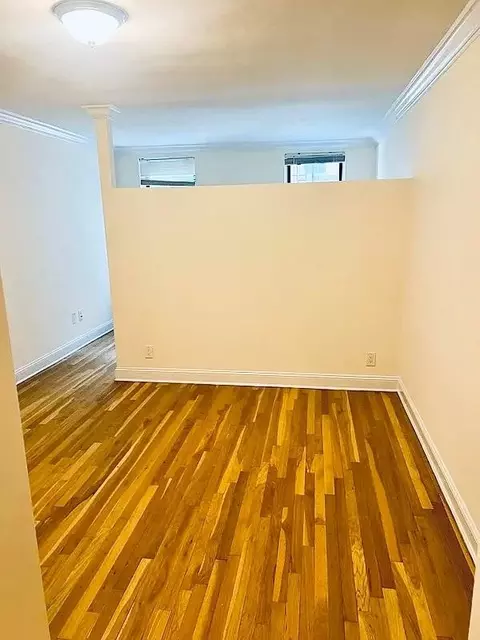 229 E 80th St #2B, New York, NY 10075