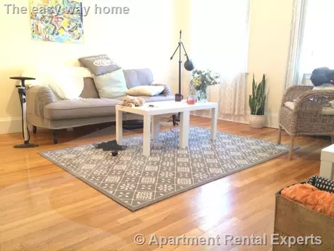 1616 Massachusetts Ave #14, Cambridge, MA 02138