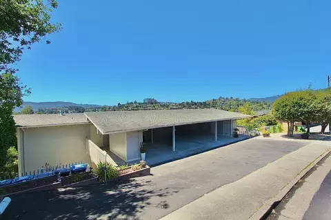 26 Circle Dr #B, Tiburon, CA 94920