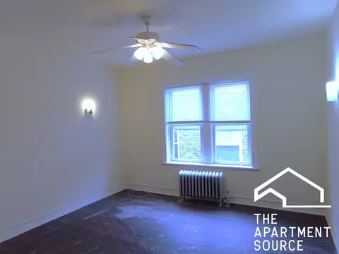 6916 N Lakewood Ave #405, Chicago, IL 60626