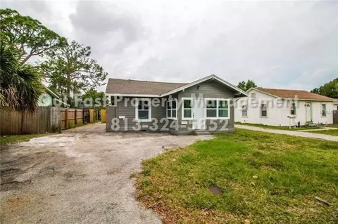 226 SW Lincoln Cir N #B, Saint Petersburg, FL 33703