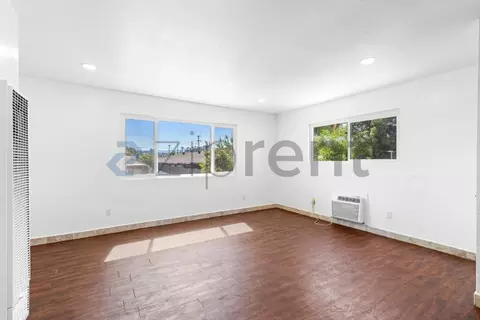 1031 Leslie Rd #4, El Cajon, CA 92020