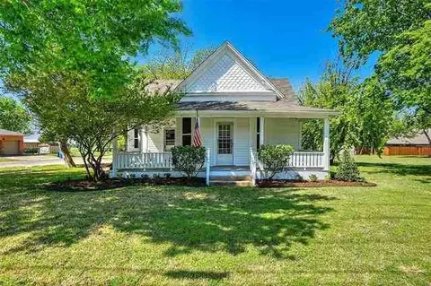 676 S Waco St #NA, Van Alstyne, TX 75495