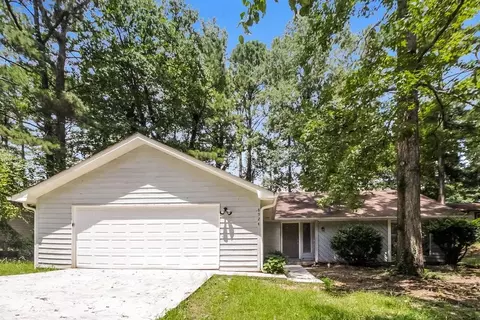 8924 Wesley Pl, Jonesboro, GA 30238