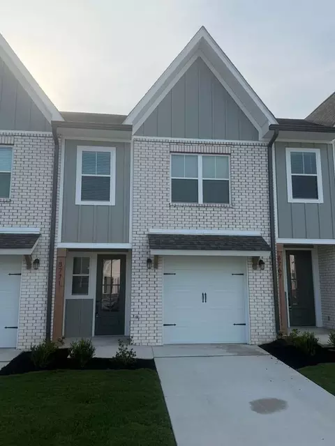8771 James Creek Dr, Ooltewah, TN 37363