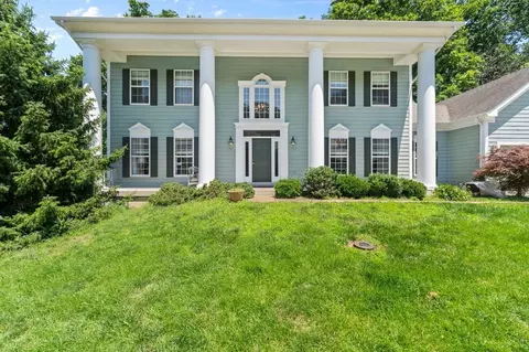 16611 Highland Summit Dr, Wildwood, MO 63011