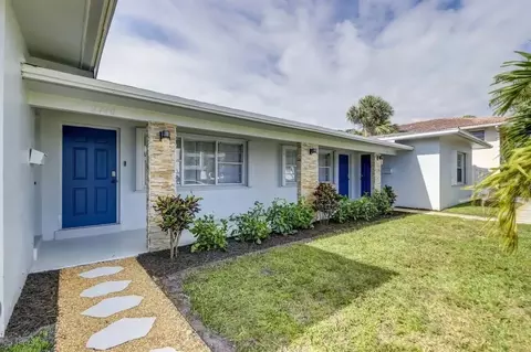 2740 NE 30th Pl #2, Fort Lauderdale, FL 33306