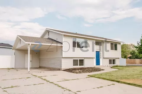 10251 E Strato Dr, Sandy, UT 84093