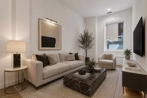 680 Broadway #2A, New York, NY 10012