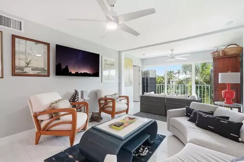 636 Broad Ave S #1602672P, Naples, FL 34102