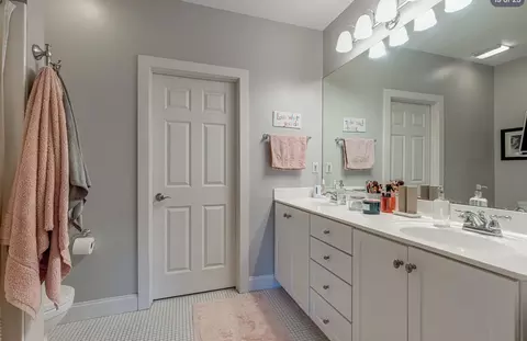 760 Wedgewood Park #203, Nashville, TN 37203