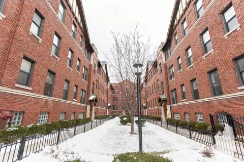 2700 N Spaulding Ave #2706-1GG, Chicago, IL 60647