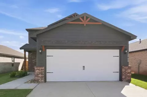 12708 Carrara Ln, Yukon, OK 73099