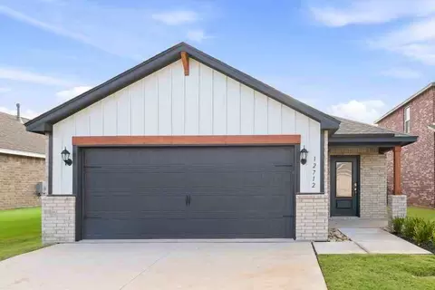 12712 Carrara Ln, Yukon, OK 73099