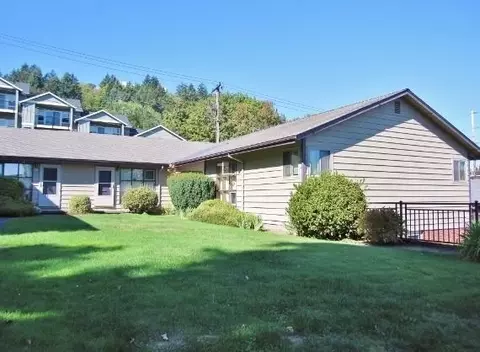 3717 S Corbett Ave #36, Portland, OR 97239