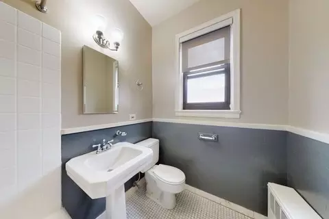 1642 E 56th St #720, Chicago, IL 60637