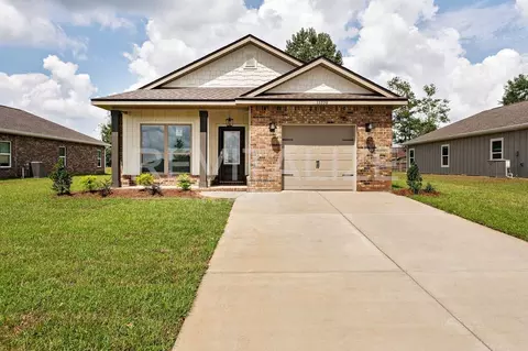 13330 Shea Cir, Foley, AL 36535