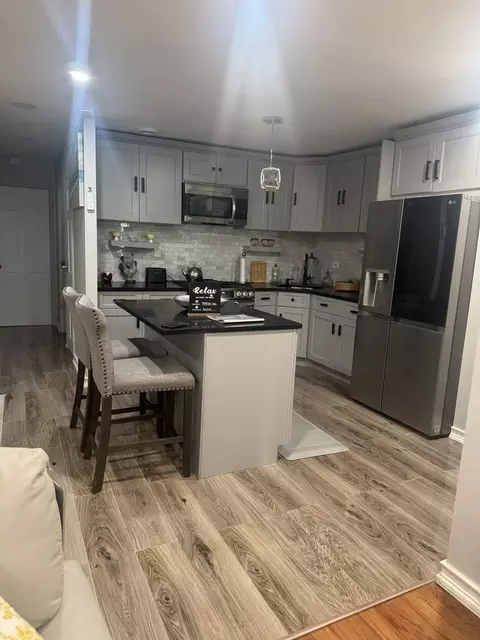 Undisclosed, New York, NY 10465