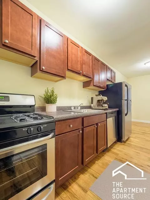 628 W Barry Ave #N3, Chicago, IL 60657