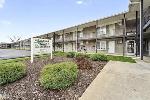 17020 Raupp St #203, Melvindale, MI 48122