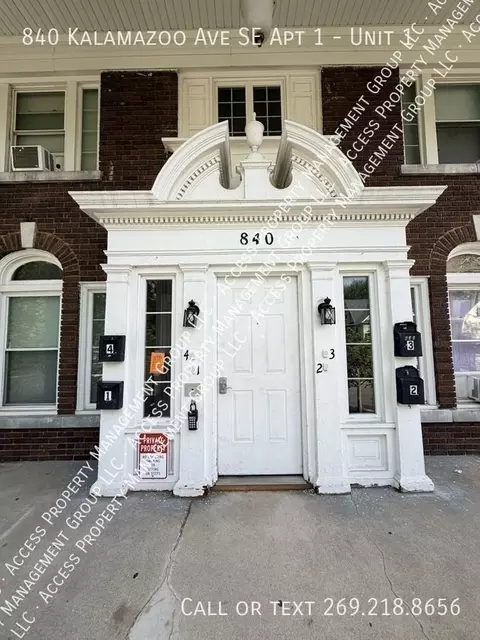 840 Kalamazoo Ave SE #GRAND, Grand Rapids, MI 49507