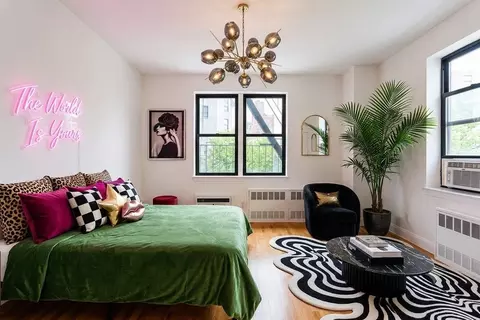 225 E 10th St #4C, New York, NY 10003