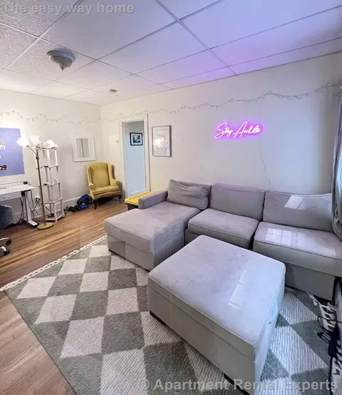 36 College Ave #5, Medford, MA 02155