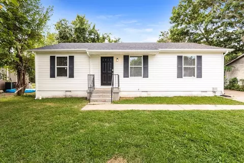 2214 Norman Ave, Murfreesboro, TN 37130