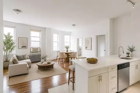 2 Bank St #6, New York, NY 10014
