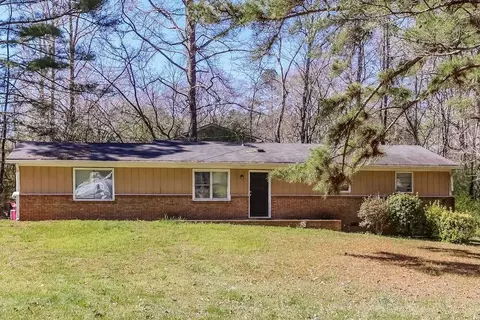 3809 S Ridge Dr, Lithia Springs, GA 30122