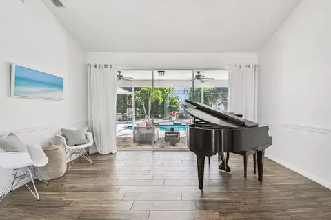 423 Bellini Cir #1590859P, Nokomis, FL 34275