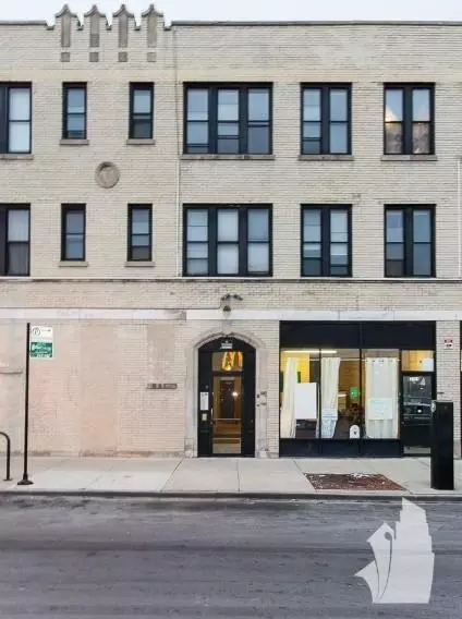 2704 N Sawyer Ave #315, Chicago, IL 60647