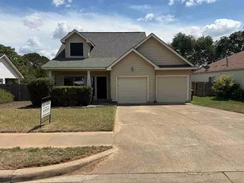 2023 Lisa Ln, San Marcos, TX 78666