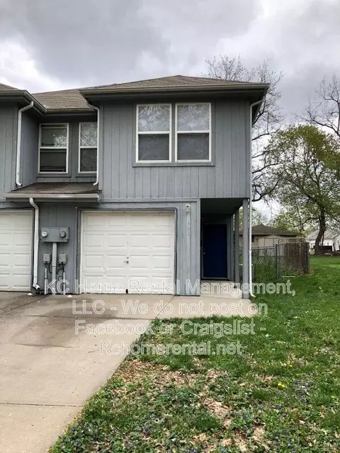 1003 S Hocker Ave, Independence, MO 64050