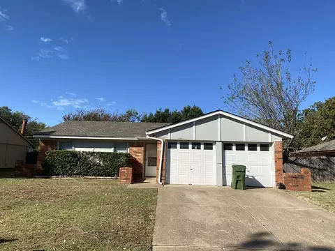 5808 Woodsetter Ln, Arlington, TX 76017