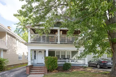 3165 Kensington Rd, Cleveland Heights, OH 44118