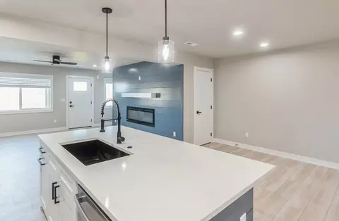 14210 Springbrook Trl, Grimes, IA 50111