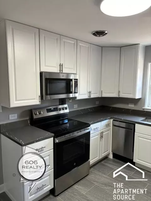 3112 Calwagner St #1E, Franklin Park, IL 60131