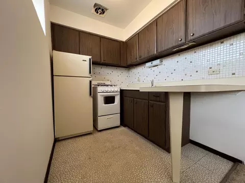 3001 Thatcher Ave #2L, River Grove, IL 60171