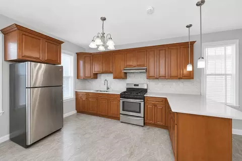 21 Cross St UNIT 1, Somerville, MA 02145